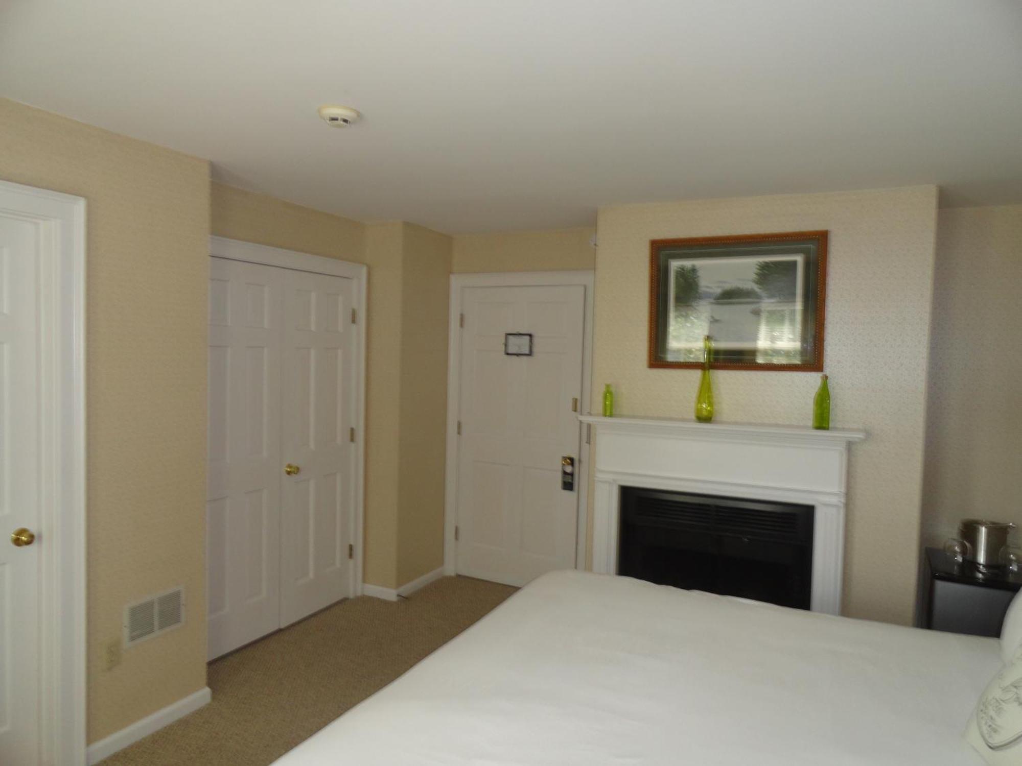 The Bond 1786 Inn (Adults Only) Warrensburg Rom bilde