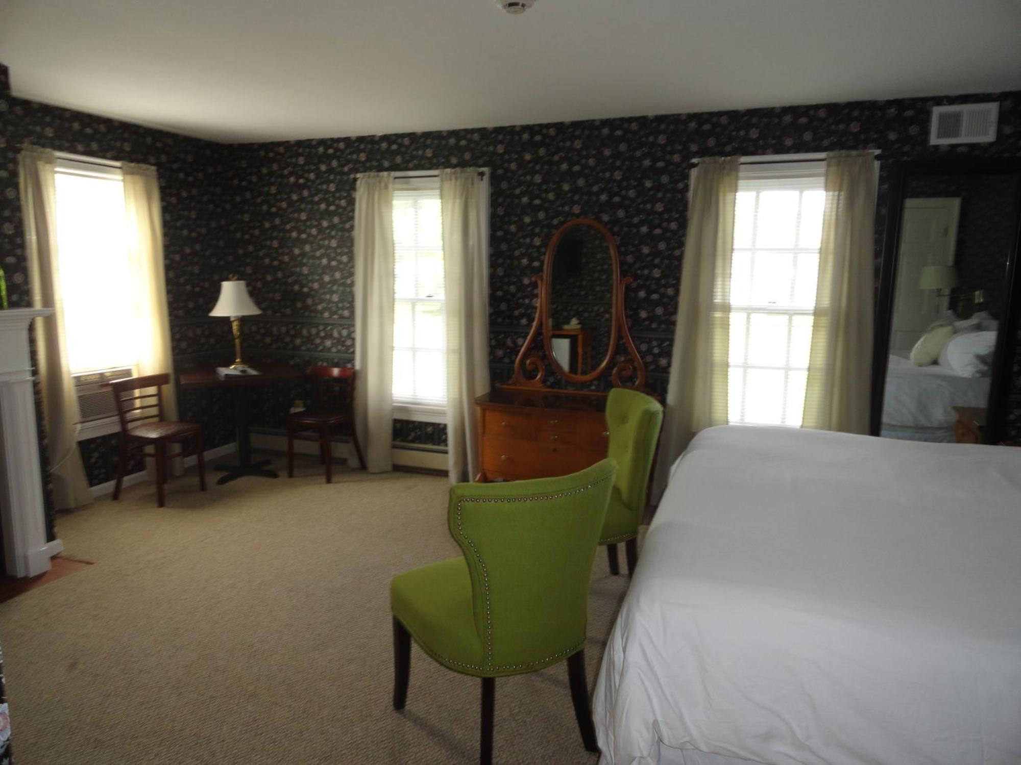 The Bond 1786 Inn (Adults Only) Warrensburg Rom bilde